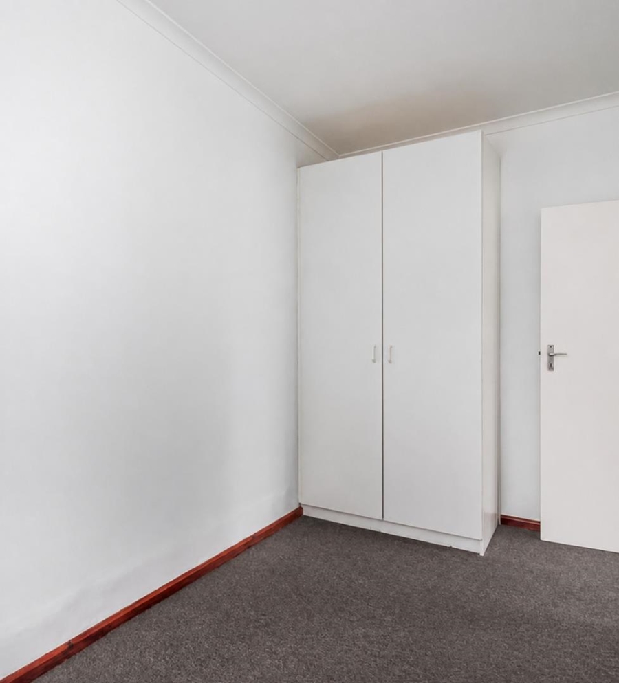 2 Bedroom Property for Sale in Parklands Western Cape